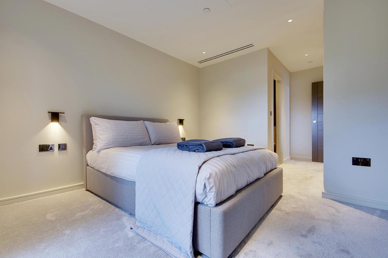Luxury 3 Bed Flat With Large Terrace, Sea Views And Hot Tub Appartement Canford Cliffs Buitenkant foto
